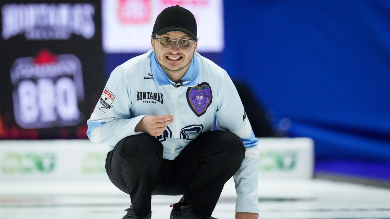 Curling Le Qu Bec Vaincu S Chement Trevor Bonot Poursuit Sur Sa