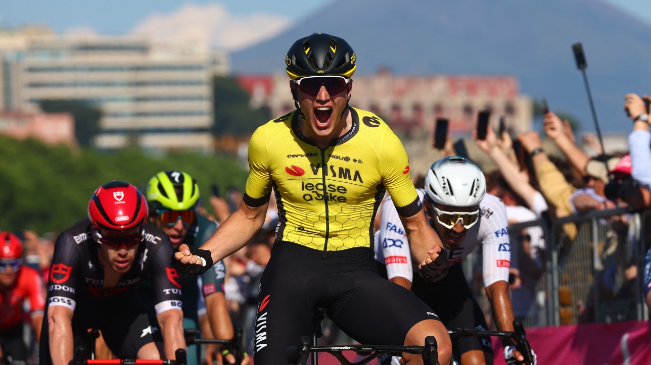 Giro Olav Kooij remporte la 9e étape Pogacar toujours en tête RDS ca