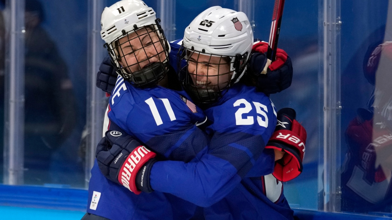 Women’s hockey: USA beat Canada 4-3 on penalties in Kelowna