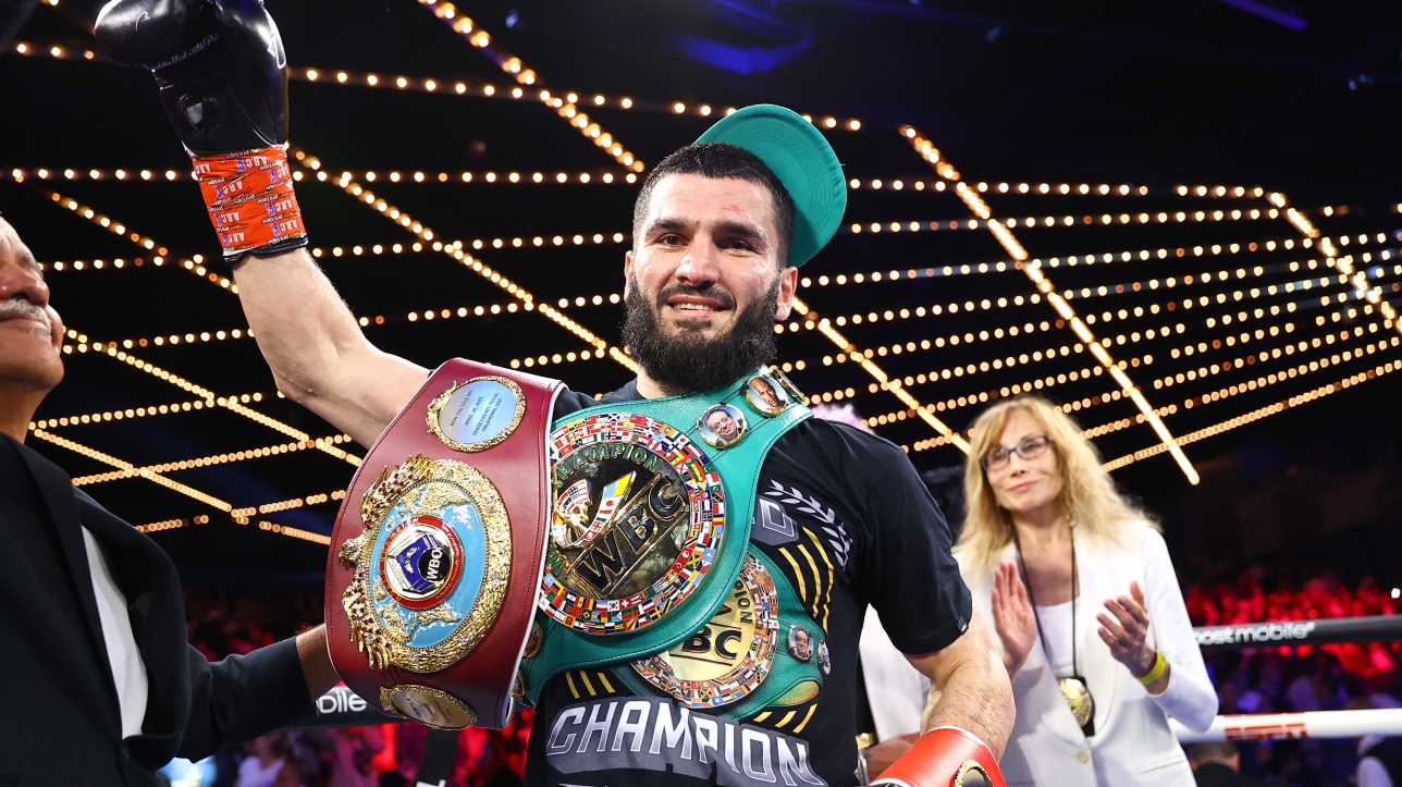 Boxe : Au tour de Artur Beterbiev de mettre Jake Paul au défi 