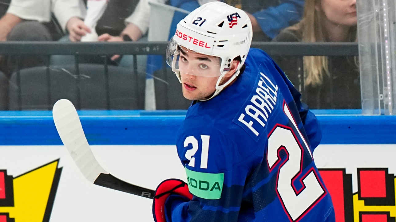 “USA Defeats Germany 3-2 in Ice Hockey World Championship: Sean Farrell Scores Tying Goal”