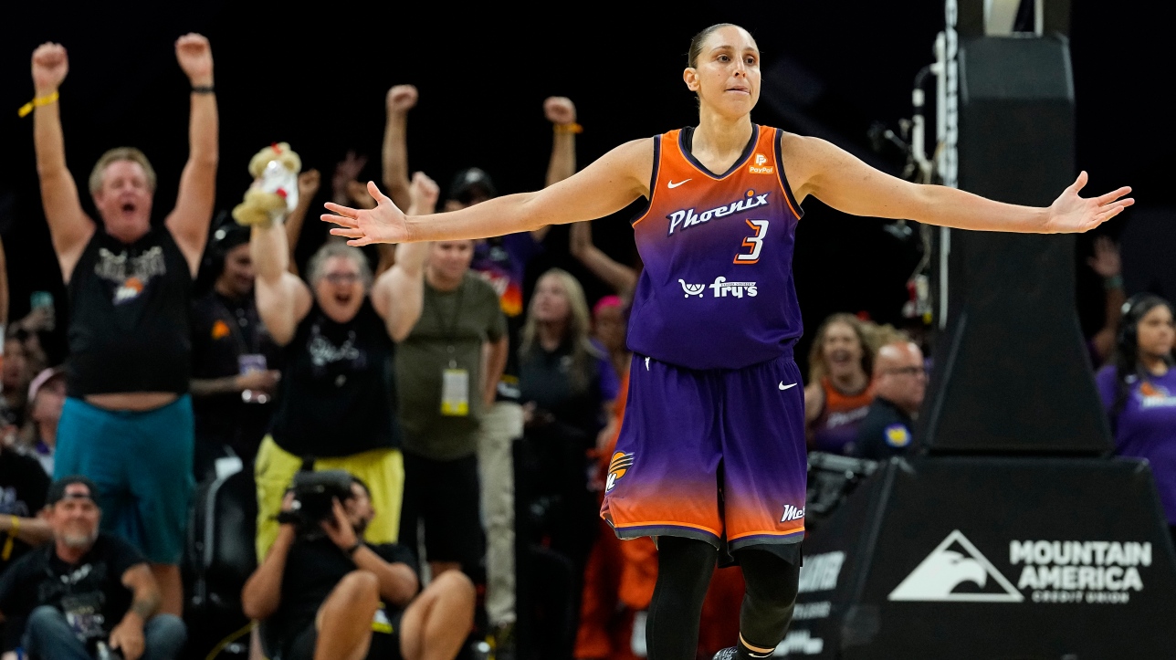 Basketball Diana Taurasi 1re Joueuse Avec 10 000 Points En Wnba Rds