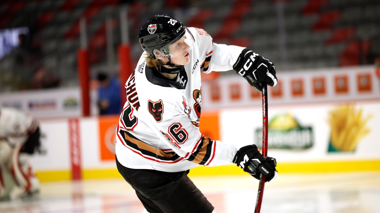 LNH Carter Yakemchuk signe un contrat de trois ans avec les Sénateurs