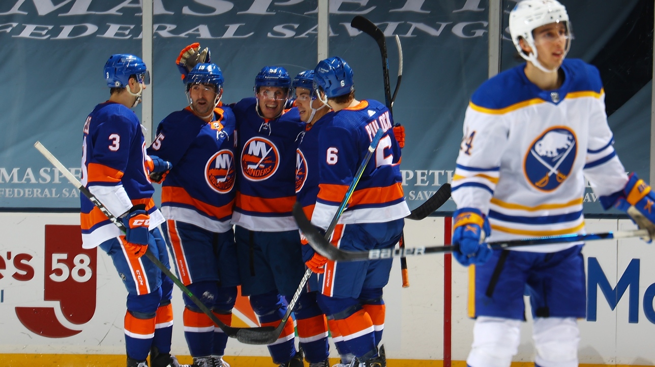 NHL: Sabers lose 5-2 to Islanders, lose 7th straight game