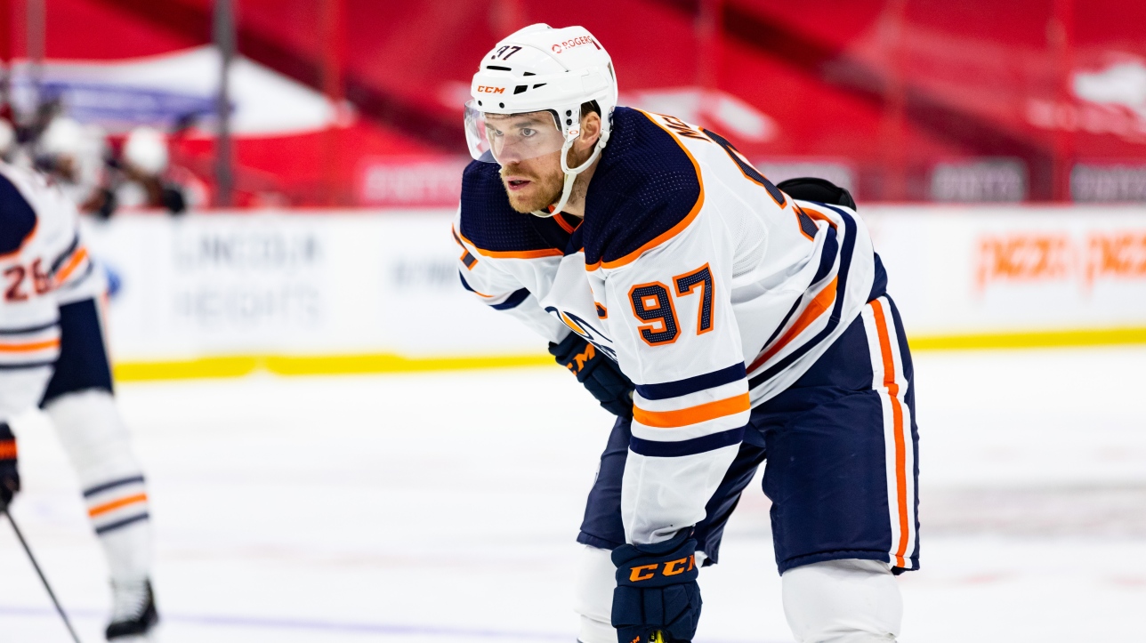 Match contre les Flames : Connor McDavid questionne la ...