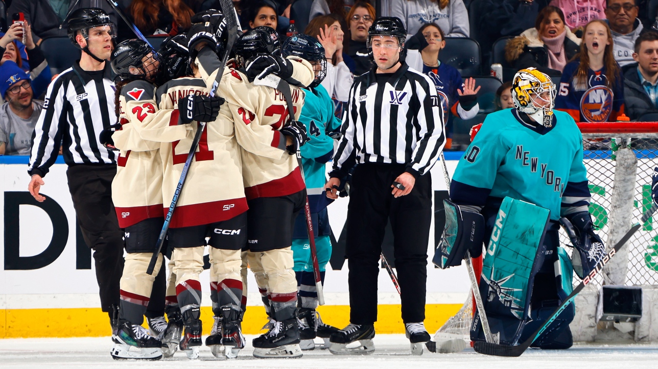 LPHF Un réveil salutaire de MariePhilip Poulin avec un tour du