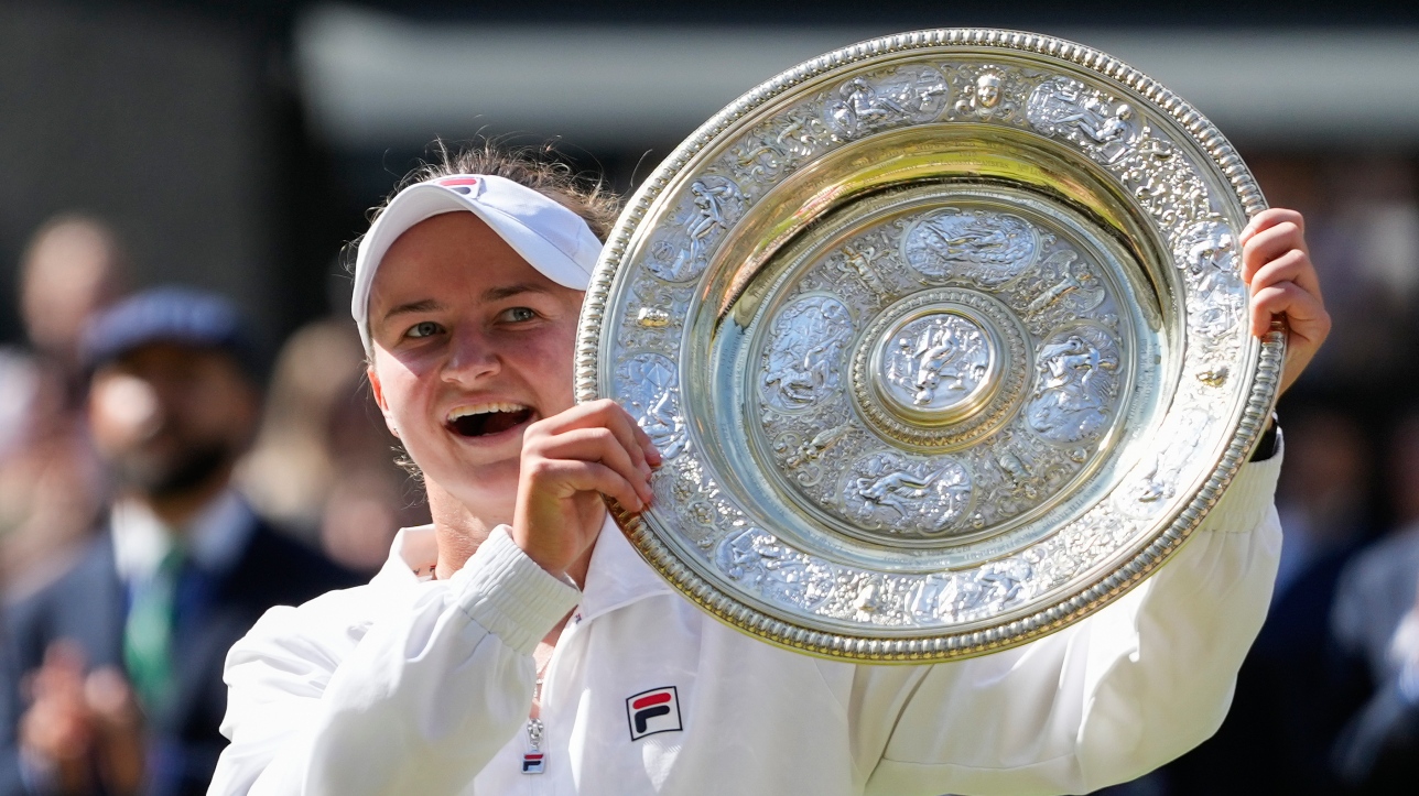 WTA : Barbora Krejčíková Est Sacrée Championne à Wimbledon | RDS.ca