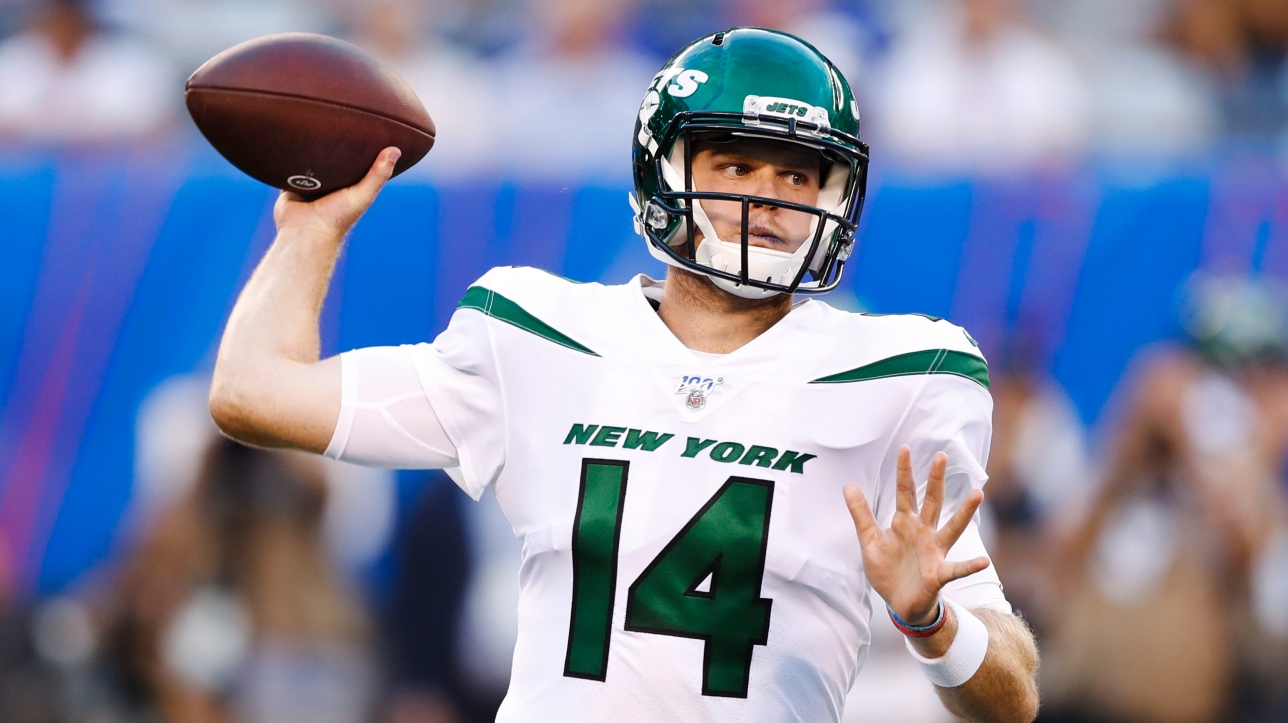 NFL: New York Jets listen to offers for Sam Darnold