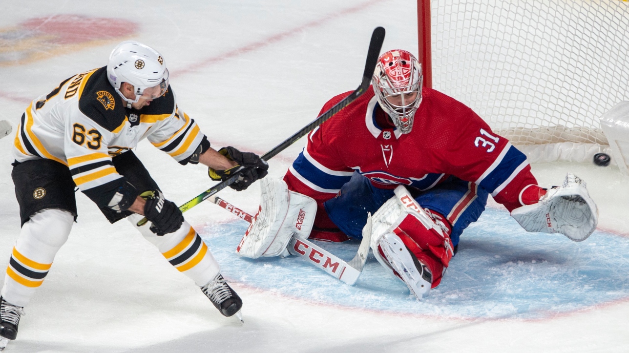 Бостон брюинз монреаль канадиенс. Вратарь Монреаль Канадиенс номер 60. Montreal Canadians Boston Bruins Jan 1 2016. Вратарь Монреаль обои.